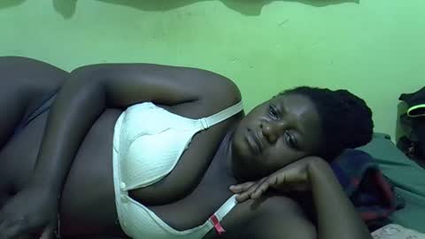 Snapshot of hot_girlly chatting on March 23, 2026, 5:39 pm hot_girlly online show from March 23, 2026, 5:39 pm