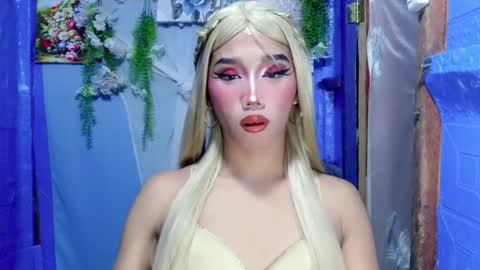 Snapshot of hot_khianna chatting on April 22, 2026, 9:27 pm Khianna online show from April 22, 2026, 9:27 pm
