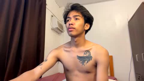 hot_kianxx online show from November 1, 2025, 9:44 am