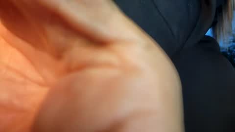 Snapshot of hot_kittens_xxx chatting on July 18, 2026, 11:03 am kittens online show from July 18, 2026, 11:03 am