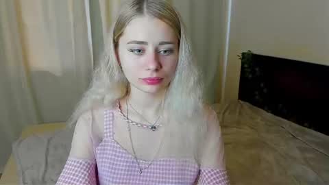 Snapshot of hot_kittie_hot chatting on June 21, 2026, 8:28 am hot_kittie_hot online show from June 21, 2026, 8:28 am