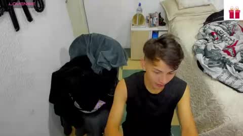 Snapshot of hot_latin_temptation chatting on June 29, 2026, 8:42 pm Alejandro online show from June 29, 2026, 8:42 pm