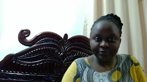 Linah online show from November 10, 2025, 12:42 am