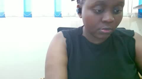 Linah online show from November 20, 2025, 5:40 am