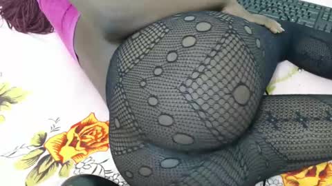 Snapshot of hot_marrie chatting on December 7, 2024, 7:21 pm Marrie online show from December 7, 2024, 7:21 pm