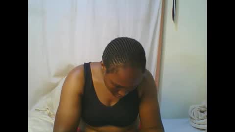 Snapshot of hot_masha chatting on April 28, 2026, 5:01 am hot_masha online show from April 28, 2026, 5:01 am