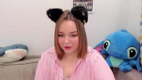 Snapshot of hot_moon_666 chatting on February 8, 2026, 3:48 pm Moon online show from February 8, 2026, 3:48 pm