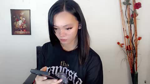 SWEET AGATHA online show from September 13, 2025, 7:41 am