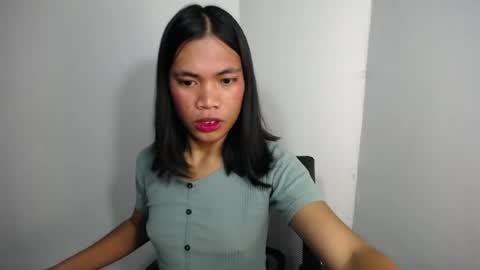 hot_pauline online show from June 27, 2026, 11:54 pm