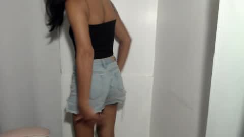 hot_pauline online show from July 25, 2026, 11:57 pm