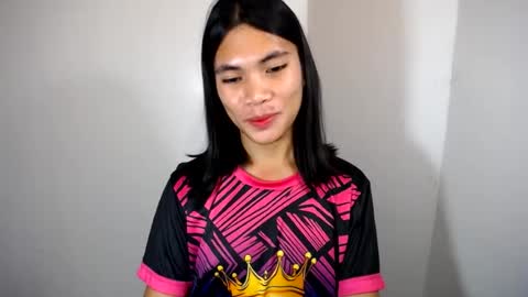 hot_pauline online show from August 3, 2026, 9:04 am
