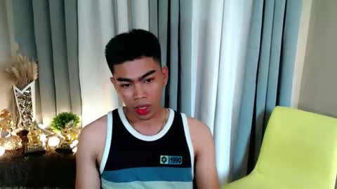 hot_petit69 online show from February 3, 2026, 2:53 am