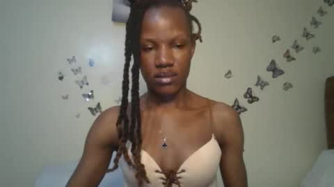 hot petite100 online show from October 16, 2025, 10:33 pm