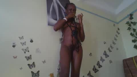 hot petite100 online show from November 27, 2025, 8:49 am