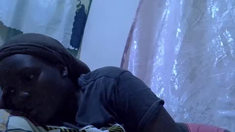 RAYLAH online show from February 20, 2026, 10:43 pm