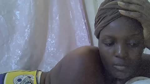 RAYLAH online show from April 16, 2026, 8:04 am