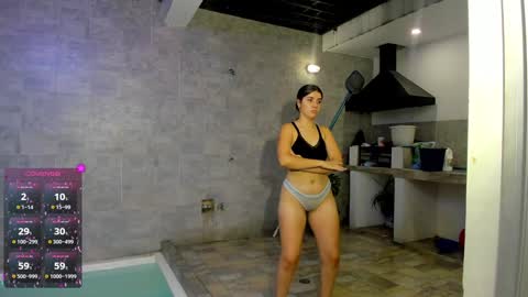 Vanesa Oliver and Andrew online show from December 27, 2024, 11:10 pm