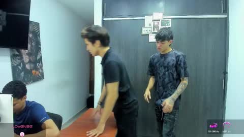 Vanesa Oliver and Andrew online show from January 17, 2026, 11:48 am