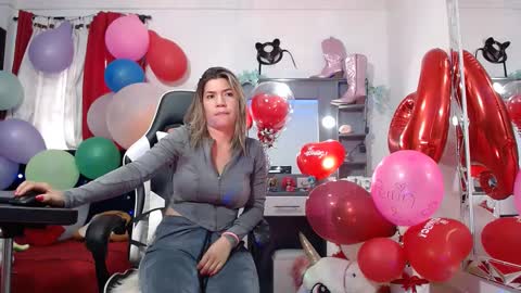 hot sexy bunny online show from February 18, 2025, 12:39 pm