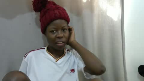Snapshot of hot_shayla chatting on May 27, 2026, 8:00 am esiiii online show from May 27, 2026, 8:00 am
