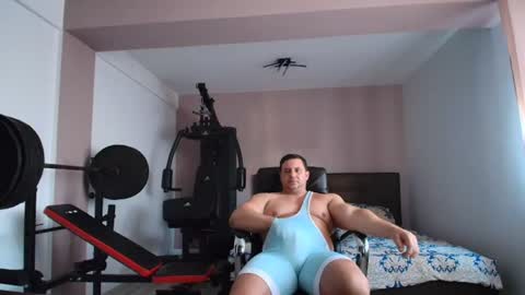 Snapshot of hot_stefano1 chatting on July 18, 2026, 4:05 am Stefano.. online show from July 18, 2026, 4:05 am