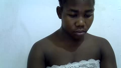 hotagrace online show from October 13, 2025, 7:14 pm