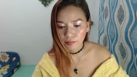 hotasian_pinky online show from January 4, 2025, 4:11 pm