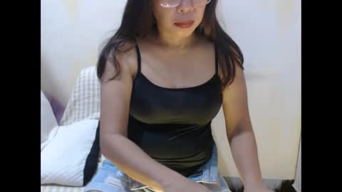 Snapshot of hotasianyue69 chatting on January 10, 2026, 6:53 pm hotasianyue69 online show from January 10, 2026, 6:53 pm