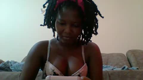 love online show from February 14, 2025, 4:37 am