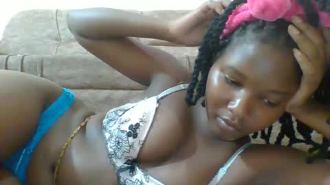 love online show from February 14, 2025, 6:19 pm