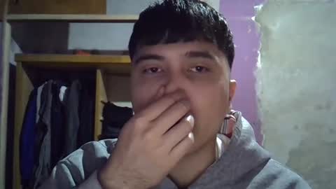 Snapshot of hotbaby6900 chatting on October 19, 2025, 9:43 am hotbaby6900 online show from October 19, 2025, 9:43 am