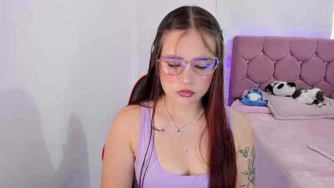 Snapshot of hotbbcwife chatting on April 14, 2026, 8:26 pm lesly and ander online show from April 14, 2026, 8:26 pm