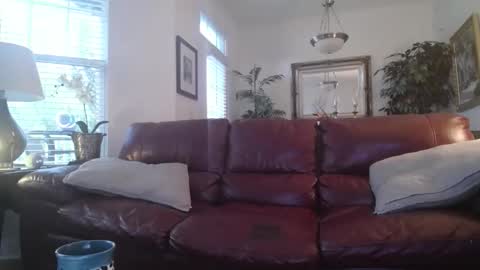 Snapshot of hotblondemilf1962 chatting on May 31, 2026, 10:44 am hotblondemilf1962 online show from May 31, 2026, 10:44 am