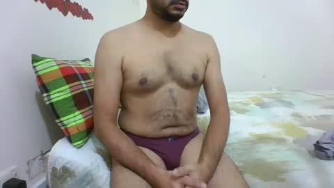 Snapshot of hotboy8677 chatting on November 4, 2025, 7:40 am Hotboy8677 online show from November 4, 2025, 7:40 am