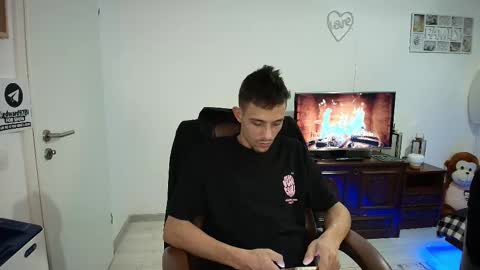 Hotboyshorny online show from February 5, 2026, 7:57 am