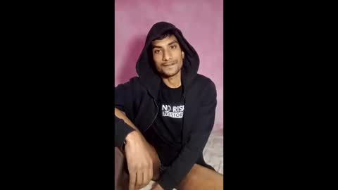 hotcame357048 online show from January 7, 2026, 4:53 pm