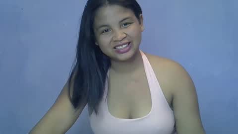 hotcelici online show from September 12, 2025, 7:58 pm