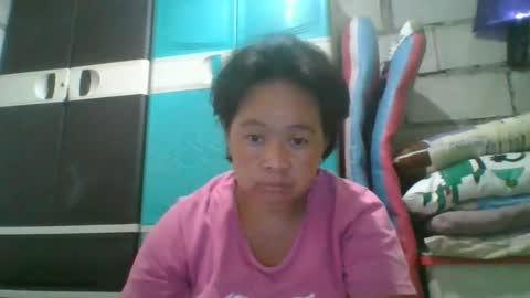 Snapshot of hotchicks4uxx chatting on December 17, 2025, 5:02 am hotchicks4uxx online show from December 17, 2025, 5:02 am