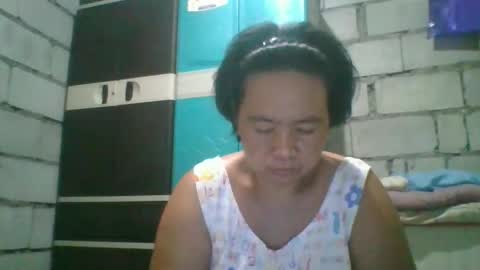 Snapshot of hotchicks4uxx chatting on December 21, 2025, 1:29 pm hotchicks4uxx online show from December 21, 2025, 1:29 pm