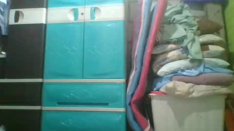 Snapshot of hotchicks4uxx chatting on January 9, 2026, 1:19 am hotchicks4uxx online show from January 9, 2026, 1:19 am