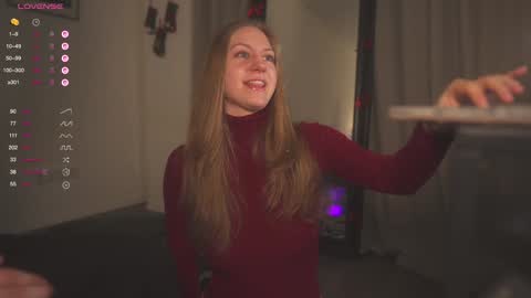 Snapshot of hotchillylovers chatting on December 5, 2025, 5:53 pm NICK AND NORA online show from December 5, 2025, 5:53 pm