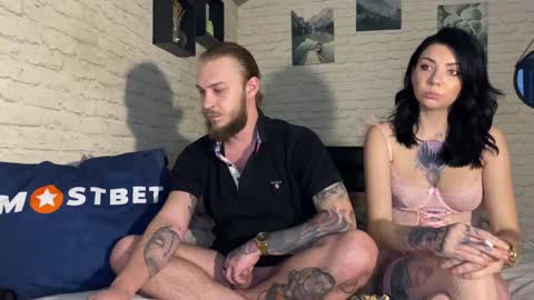 YounHotCouple online show from January 17, 2025, 10:22 am