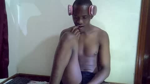 Snapshot of hotcum256 chatting on April 9, 2026, 6:19 am hotcum256 online show from April 9, 2026, 6:19 am