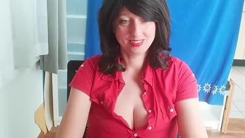 Hot Destany online show from December 11, 2024, 9:41 am