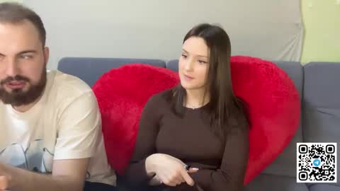 Max and Alina online show from April 23, 2026, 7:16 pm