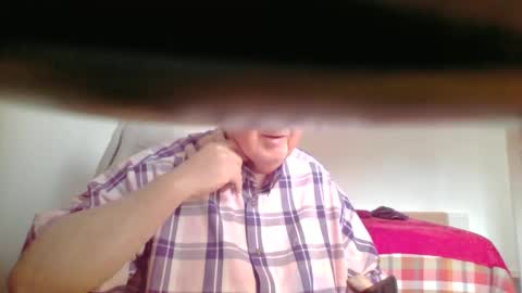 hotejok online show from March 4, 2025, 3:26 pm