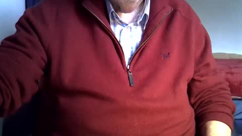 hotejok online show from November 18, 2025, 1:59 pm