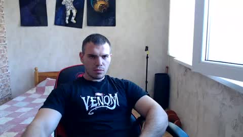 Snapshot of hotfitbboy_2001 chatting on July 13, 2026, 7:55 am Alex online show from July 13, 2026, 7:55 am
