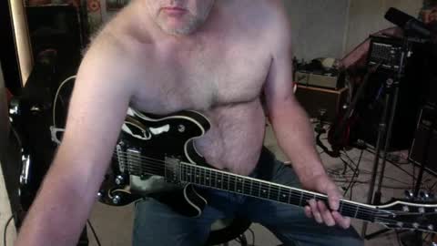 Snapshot of hotforteacher1977 chatting on December 16, 2024, 8:20 am Smoochface online show from December 16, 2024, 8:20 am