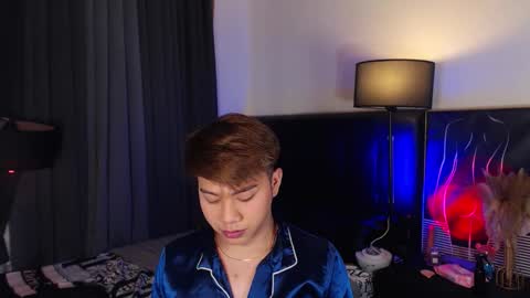 hotfucker_drei online show from October 23, 2025, 5:18 am